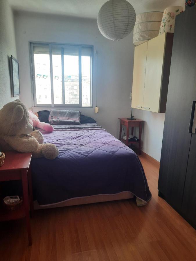Una Habitacion Individual En Casa Familiar Dentro De Ciudad Patrimonio De La Humanidad Alcala de Henares Ngoại thất bức ảnh